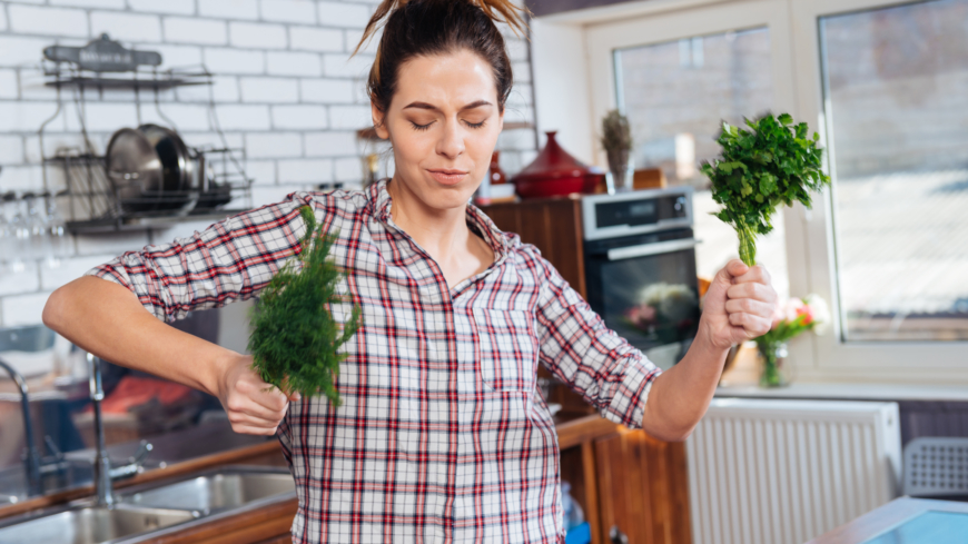 En slutsats som studien kom fram till var att de som bodde själva faktiskt kände sig mindre ensamma än andra. Foto: Shutterstock